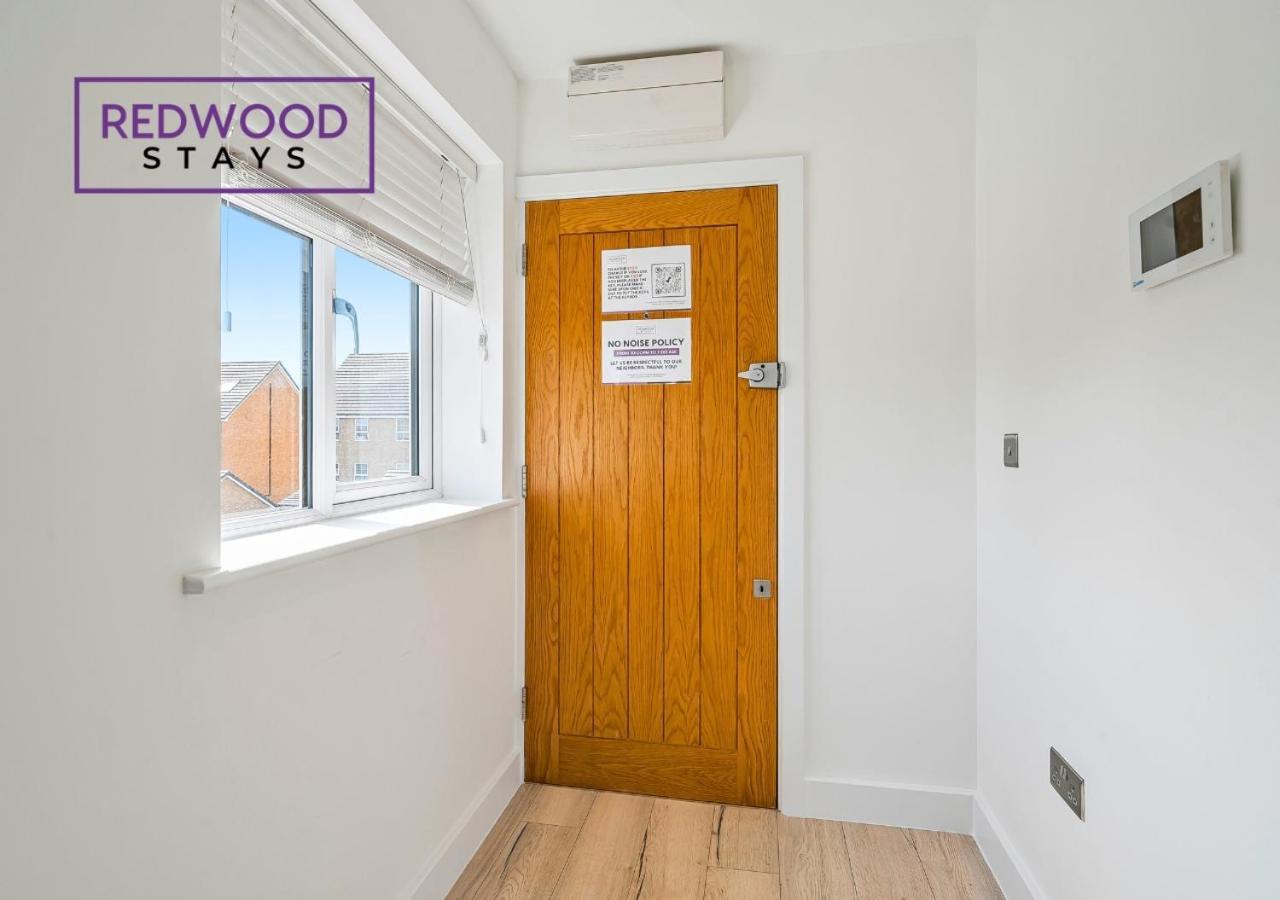 Modern Serviced Apartments For Contractors & Families With Free Parking, Wifi & Netflix By Redwood Stays Basingstoke Buitenkant foto