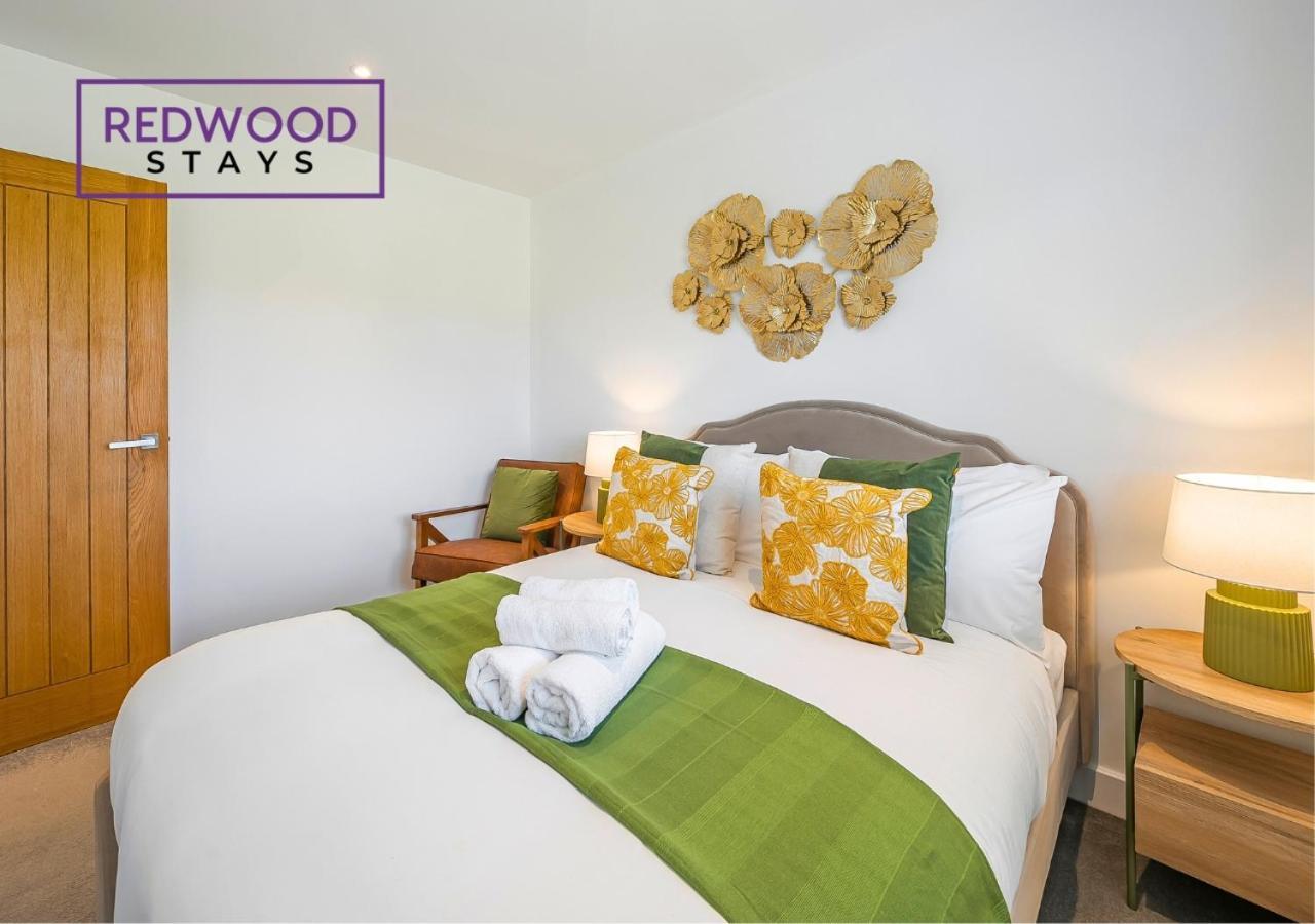 Modern Serviced Apartments For Contractors & Families With Free Parking, Wifi & Netflix By Redwood Stays Basingstoke Buitenkant foto